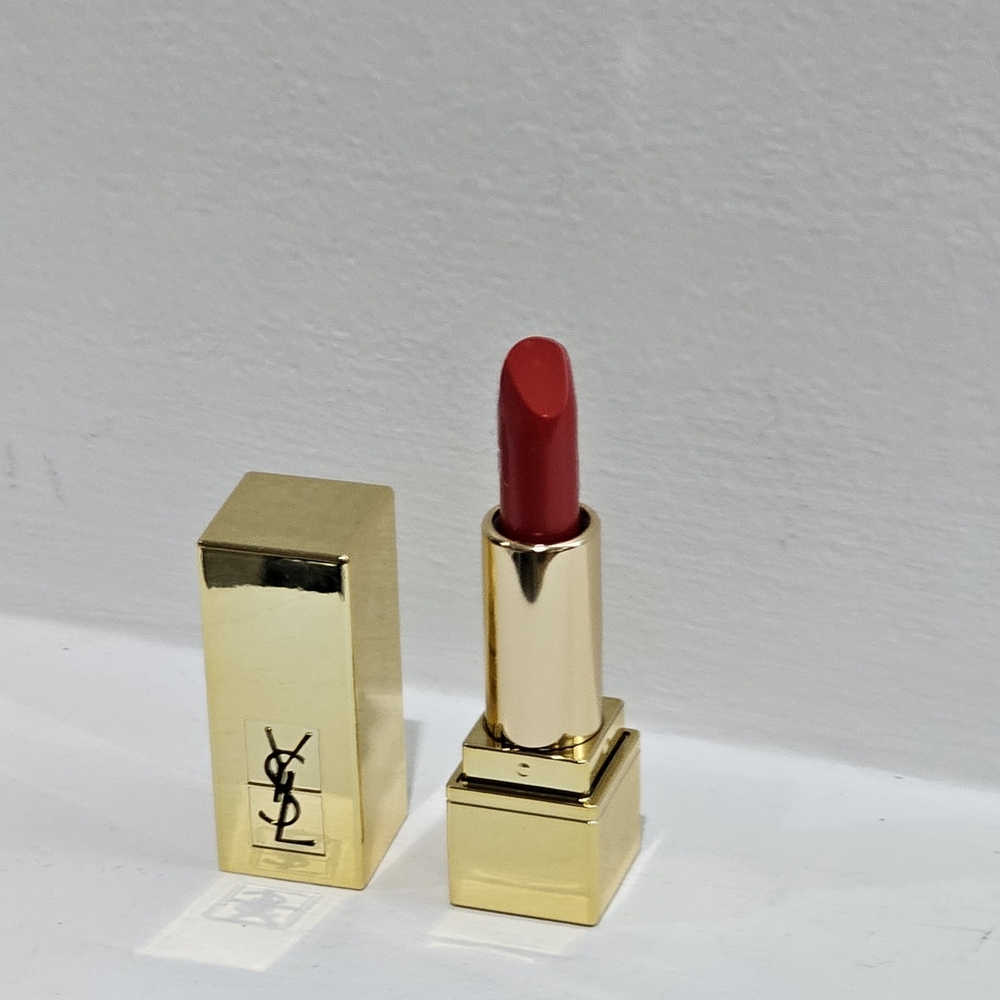 YSL ROUGE PUR COUTURE LIPSTICK 01 (MINI SIZE) - Picture 4 of 4